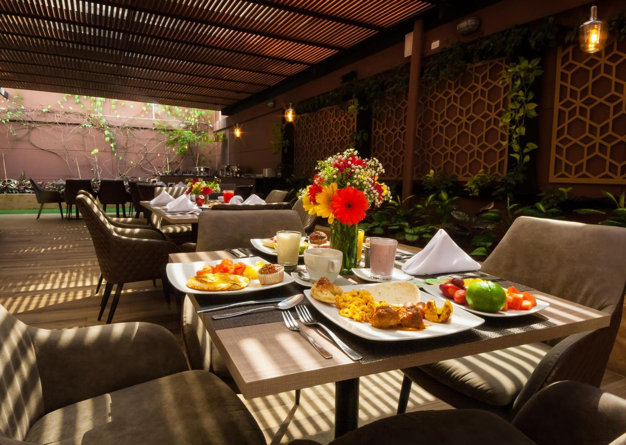 Lomas 10 By Dico 4* Medellín