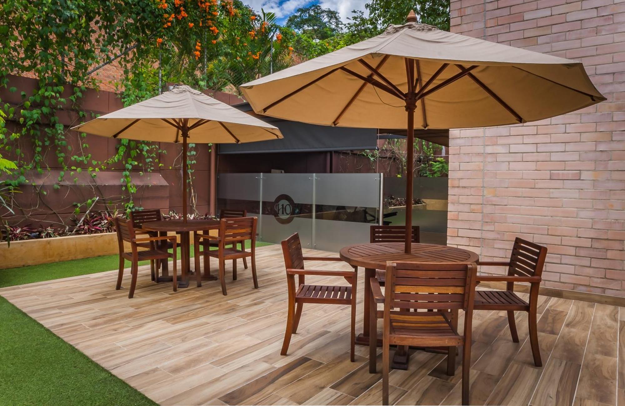 Lomas 10 Hotel